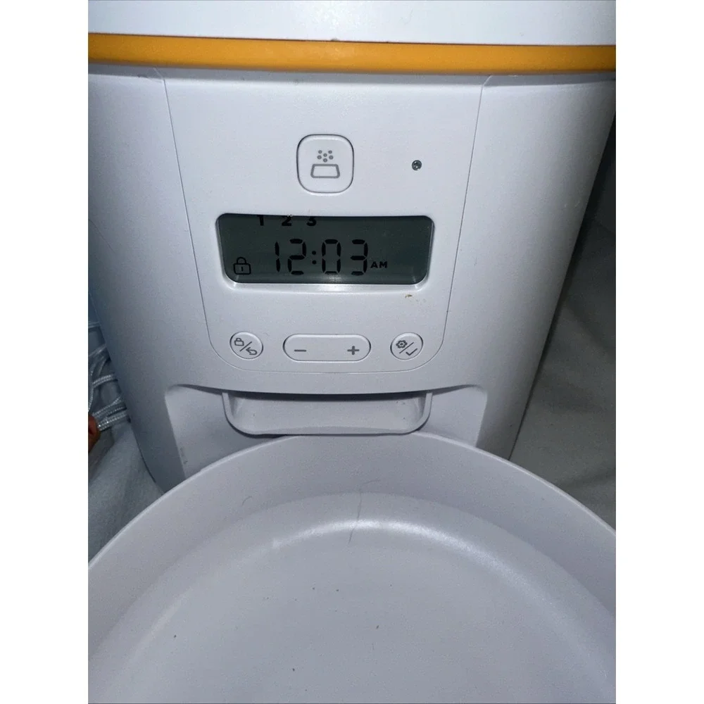 Yuposl Automatic Cat Feeder-68 oz Cat Food Dispenser Easy to Use Missing SS bowl